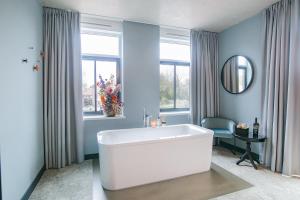 Market Town Hotel - On-site Facilities