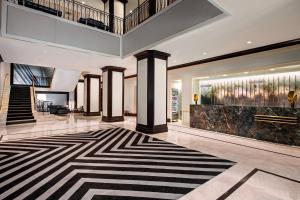 New York Marriott Downtown - Dining Options