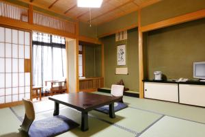 Okada Ryokan Warakutei - Onsen and Spa Facilities