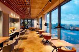 Residence Inn by Marriott Amsterdam Houthavens - Dining and Grab-and-Go Market