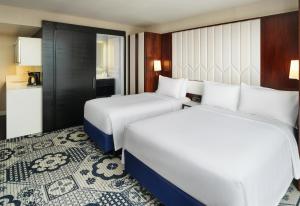 Residence Inn by Marriott New York Manhattan/Central Park - Dining Options