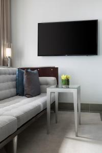 Royalton New York - Hotel Facilities and Services