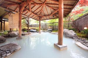 Ryotei Hanayura - Comprehensive Amenities and Services