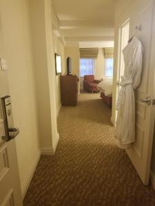 San Carlos Hotel New York - Fitness and Business Facilities