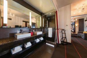 Sanctuary Hotel New York - Accessibility and Pet-Friendly Policy