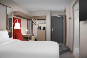 SpringHill Suites by Marriott New York Manhattan Times Square - Guest Review Highlights