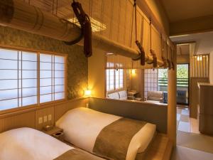 Suiun Ryokan Review: A Luxurious Escape - Nearby Attractions and Activities