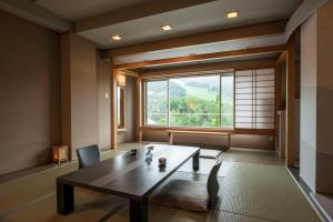 Takamiya Hotel Lucent - Dining and Cuisine