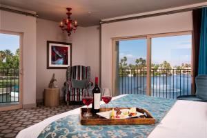 The Chateau at Lake La Quinta - Engaging Activities