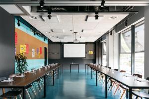 The Social Hub Amsterdam West 4 Star - Parking and Child Policies