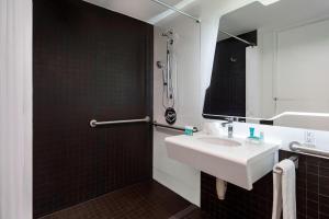 The Washington by LuxUrban - Location and Accessibility