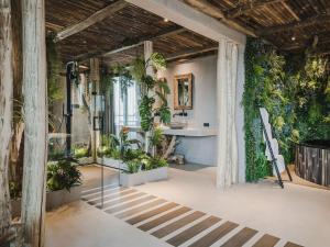 Van Der Valk Hotel Dordrecht - Booking Information