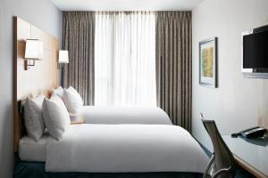 World Center Hotel - Facilities and Amenities