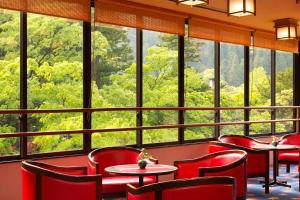 Yamanaka Onsen Kagari Kisshotei - Dining Experiences