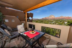 A Sunset Chateau - Wellness and Activities