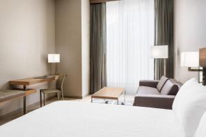 AC Hotel by Marriott San Francisco Airport/Oyster Point Waterfront - Policies and Check-in