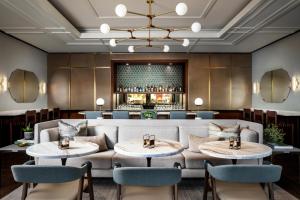 Ambrose Hotel - Nearby Attractions