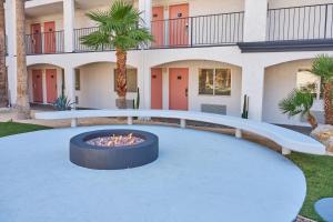 Aqua Soleil Hotel and Mineral Water Spa - Nearby Attractions and Activities