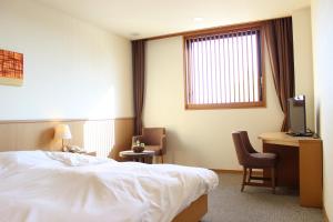 Bayside Square Kaike Hotel - Hotel Location and Accessibility