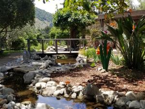 Carmel Valley Lodge - Booking Your Stay