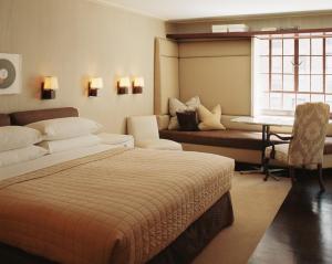 City Club Hotel - Dining and Leisure Options