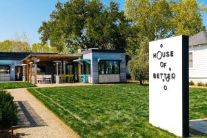 Dr Wilkinsons Backyard Resort and Mineral Springs a Member of Design Hotels - Booking Your Stay