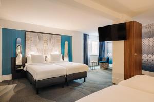 Eden Hotel Amsterdam - Nearby Attractions