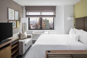 Element Times Square West - Nearby Attractions and Transportation