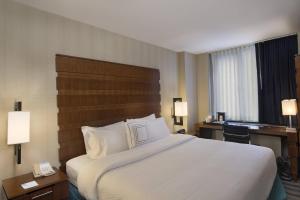 Fairfield Inn & Suites by Marriott New York Manhattan/Fifth Avenue - Damage Deposit and Cancellation