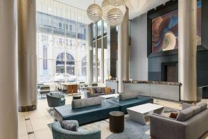 Fairfield Inn & Suites by Marriott New York Midtown Manhattan/Penn Station - Nearby Attractions and Convenience
