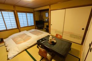 Fujiya Ryokan - House Rules and Policies