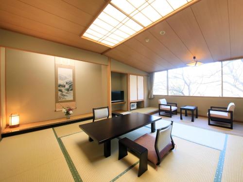 Ginshotei Awashima Review