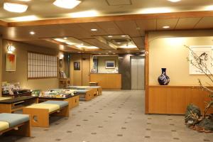 Gion Ryokan Karaku - Exceptional Staff and Service