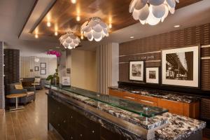 Hampton Inn Manhattan/Downtown- Financial District - Check-in and Check-out