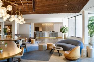 Hilton Los Angeles-Culver City, CA - Booking Your Stay
