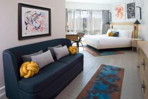 Hotel 50 Bowery, Part of Jdv by Hyatt - Dining and Drinking Offerings