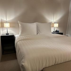 Hotel Grand Canal - Room Types and Features