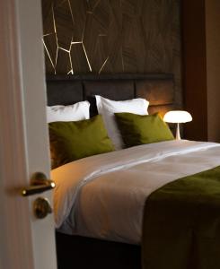 Hotel & Restaurant Infinity - Policies and Check-in