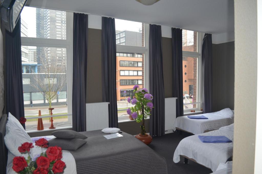 Hotel Santa Maria Review