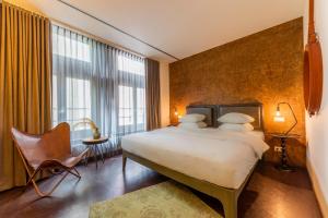 Hotel V Nesplein - Questions About Staying Here