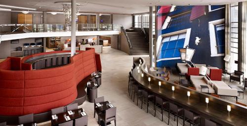 Hyatt Place Amsterdam Airport - Getting to the Hotel