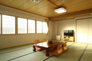Kojohama Onsen Hotel - Getting There