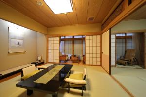 Kyoto Ryokan Kinoe - Check-in and Check-out