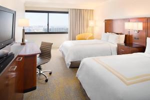 Los Angeles Marriott Burbank Airport - Booking Your Stay