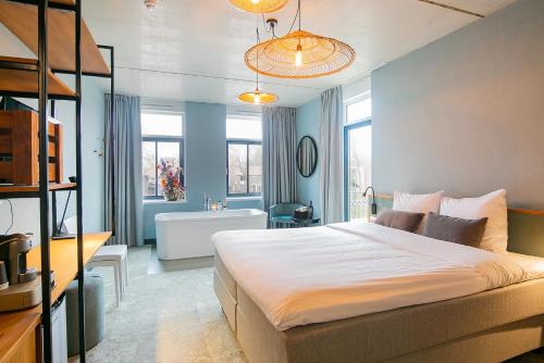 Market Town Hotel - Nearby Attractions