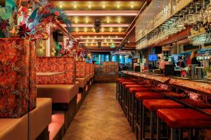 Monument Hotel - Policies and Check-in/Check-out