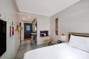 MOXY NYC Times Square - Guest Reviews and Ratings