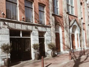 Mr. Jordaan - Room Types