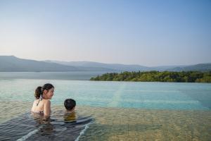 New Akan Hotel - Policies and Important Information