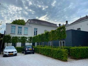 Nijver Hotel - Child and Pet Policies